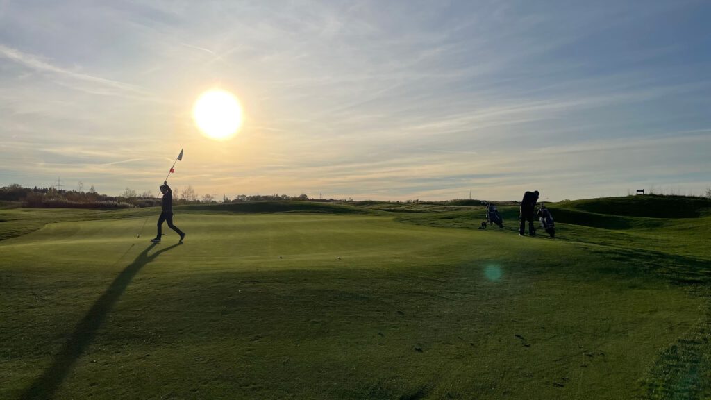 Frühlingszauber bei Golf51: Erleben Sie Golfturniere und kulinarische Höhepunkte