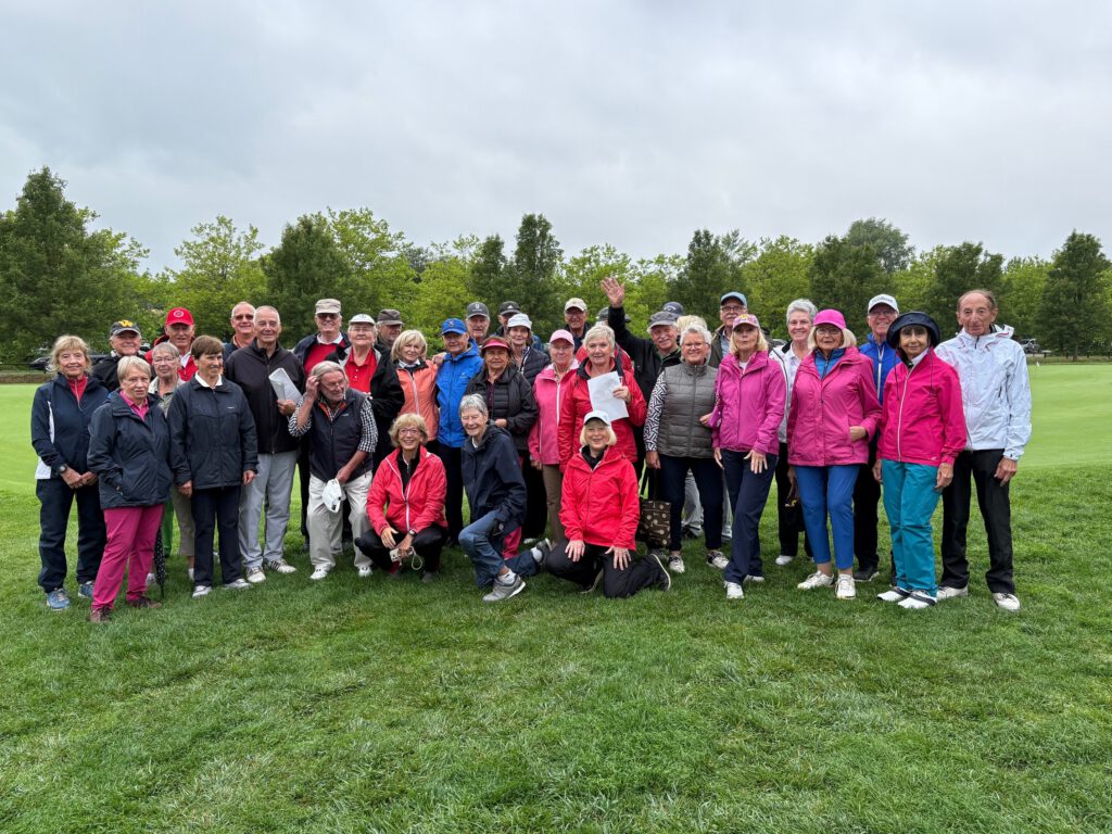 SeMiGo’s treffen Best Ager – Golf mit Schwung, Charme und Schirm